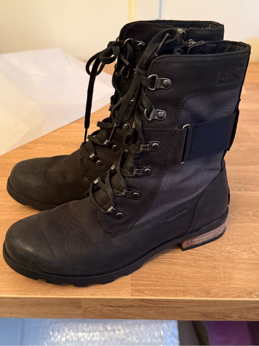 Sorel Emelie Conquest Waterproof Black Boots size 7 Moto Combat Leather Canvas